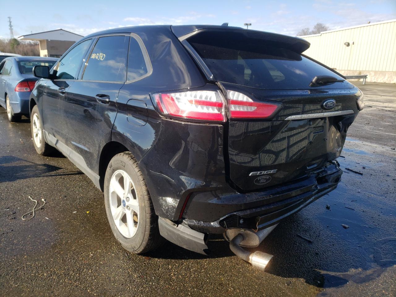Photo 3 from auction – 2019 FORD EDGE SE with VIN 2FMPK4G92KBB07567