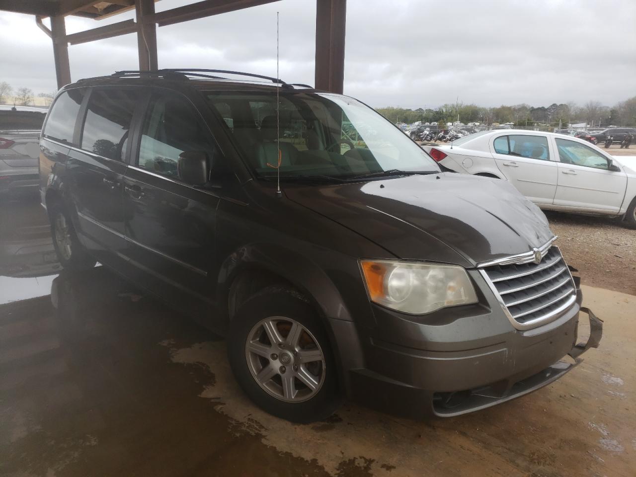 CHRYSLER TOWN & COU 2010 with VIN 2A4RR5D12AR217757 - Photo from auction