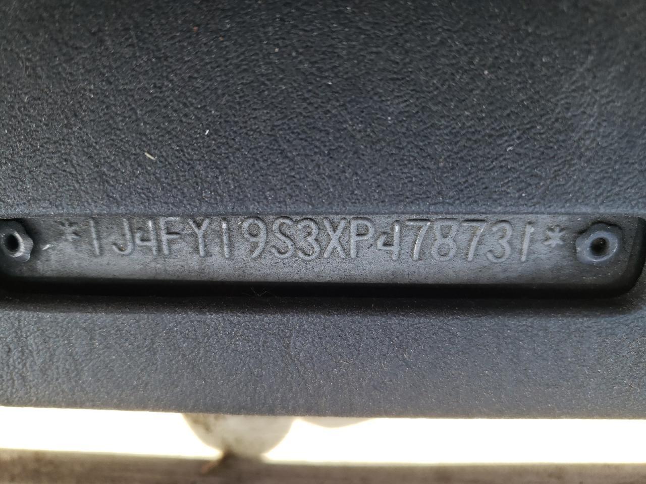 Photo 10 from auction – 1999 JEEP WRANGLER / with VIN 1J4FY19S3XP478731