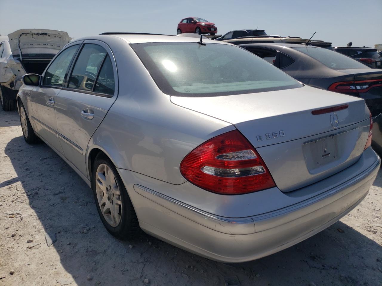 Photo 3 from auction – 2006 MERCEDES-BENZ E 350 with VIN WDBUF56J66A743728