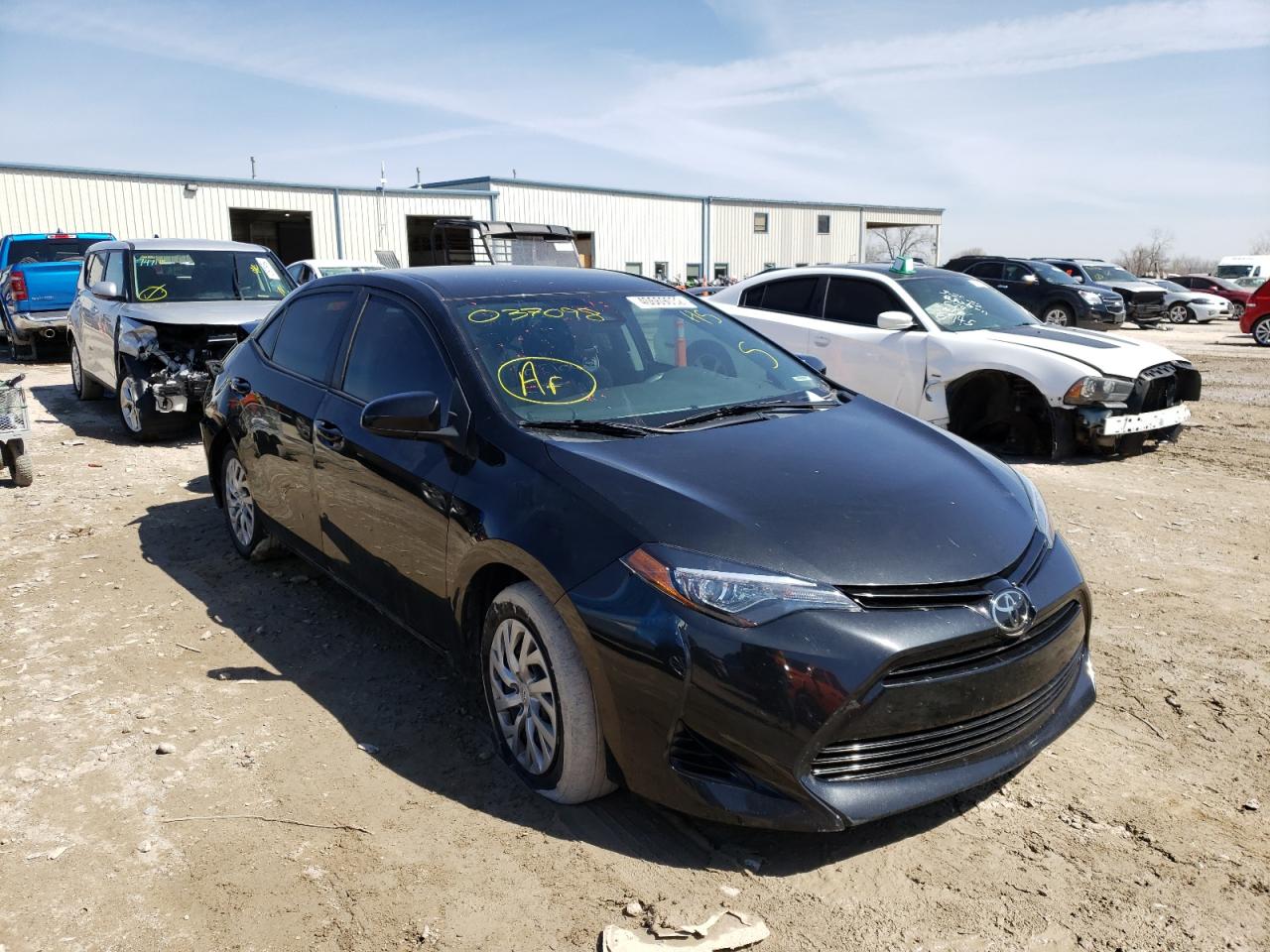 TOYOTA COROLLA L 2018 with VIN 2T1BURHE5JC037098 - Photo from auction