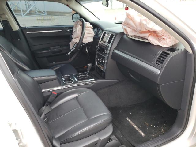 Photo 5 from auction – 2010 CHRYSLER 300 TOURIN with VIN 2C3CA5CV5AH192791
