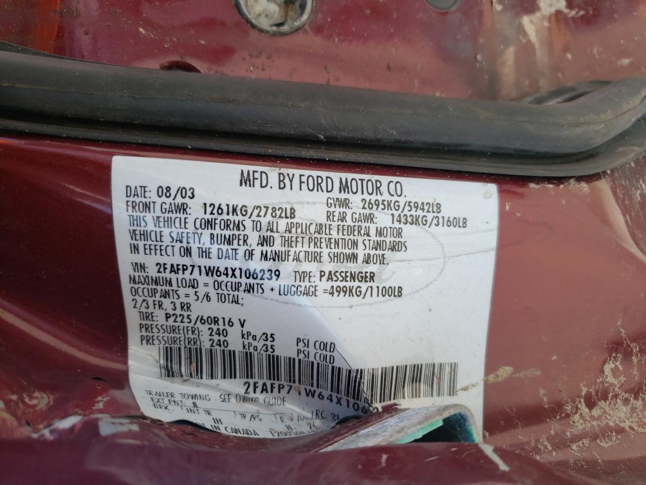 Photo 10 from auction – 2004 FORD CROWN VICT with VIN 2FAFP71W64X106239