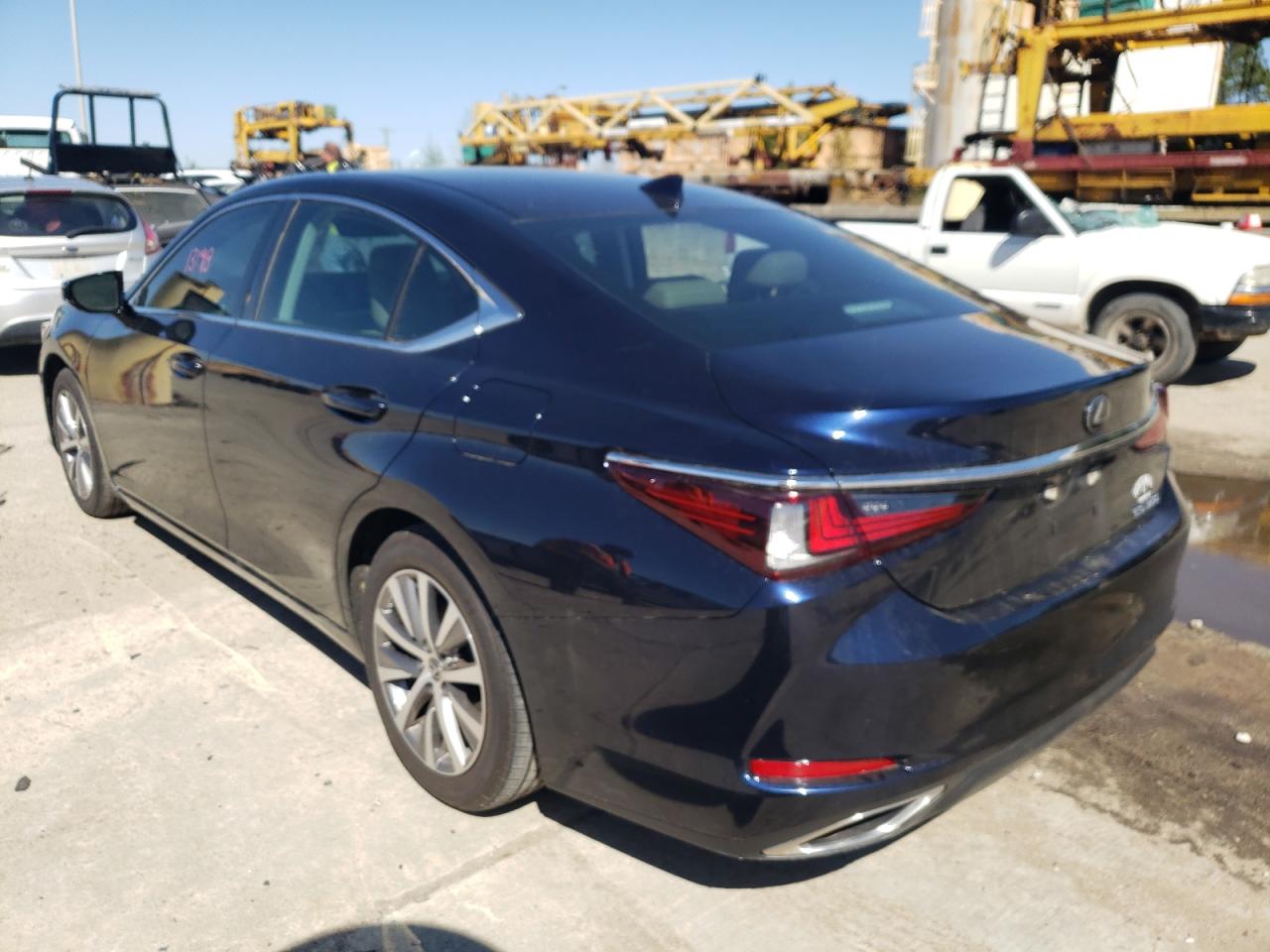 Photo 3 from auction – 2020 LEXUS ES 350 BAS with VIN 58ACZ1B19LU062156