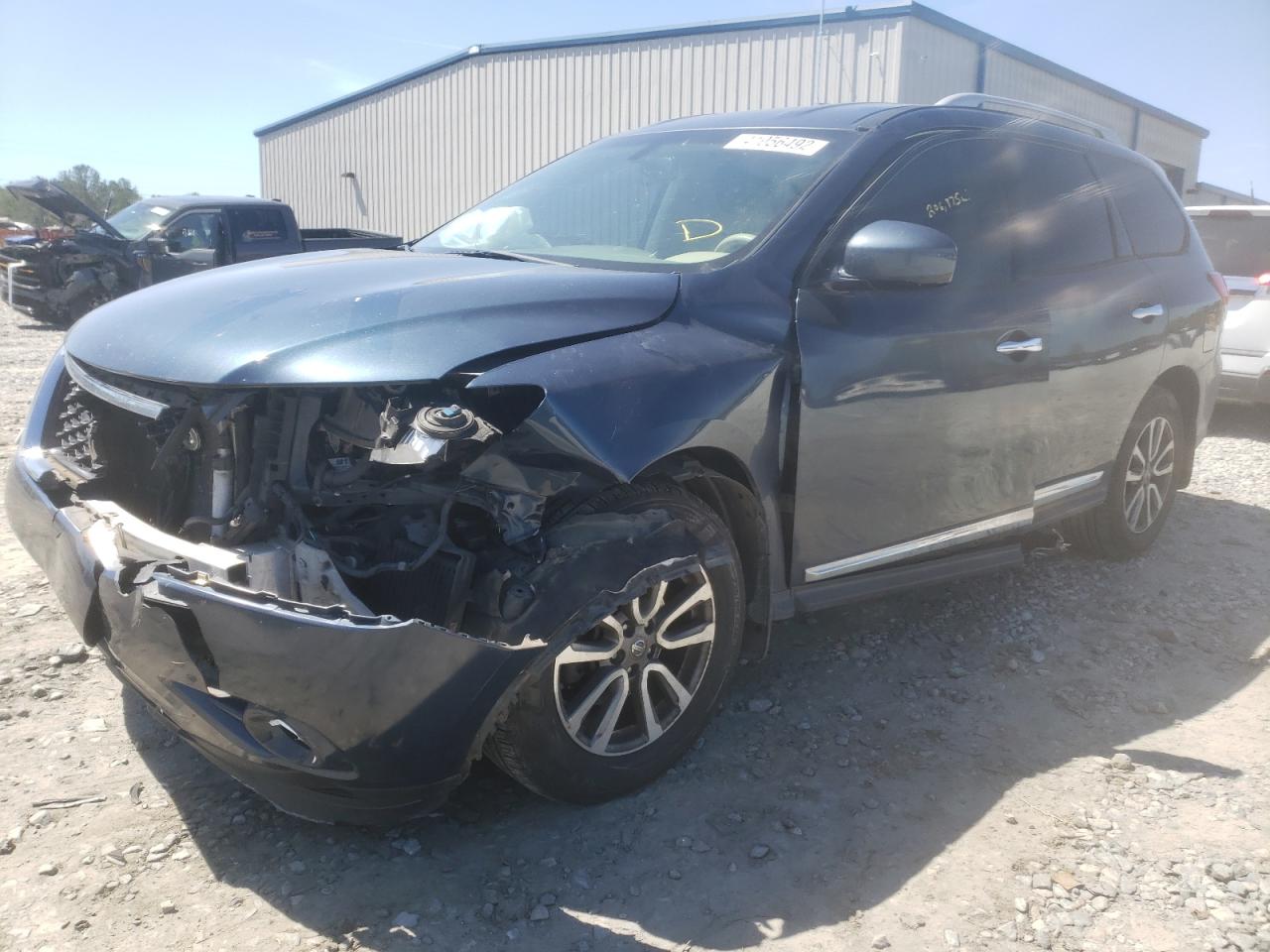 Photo 2 from auction – 2013 NISSAN PATHFINDER with VIN 5N1AR2MN3DC683856