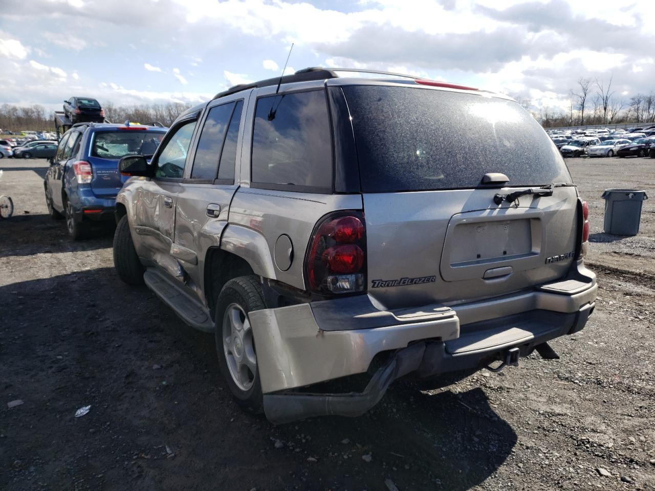Photo 3 from auction – 2002 CHEVROLET TRAILBLAZE with VIN 1GNDT13S022127096