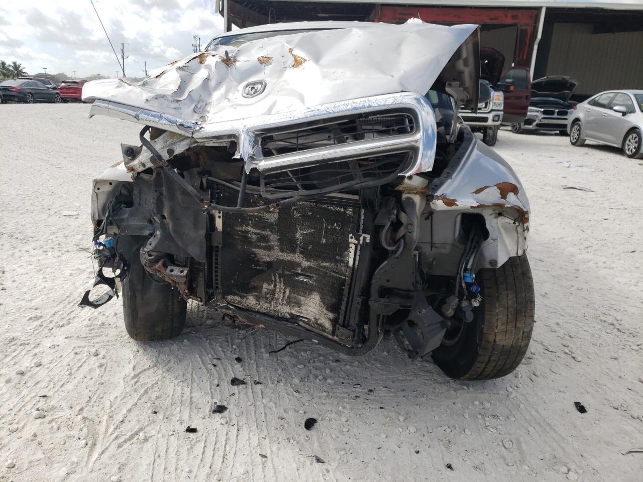 Photo 9 from auction – 2002 DODGE DAKOTA QUA with VIN 1B7HL38X92S708767