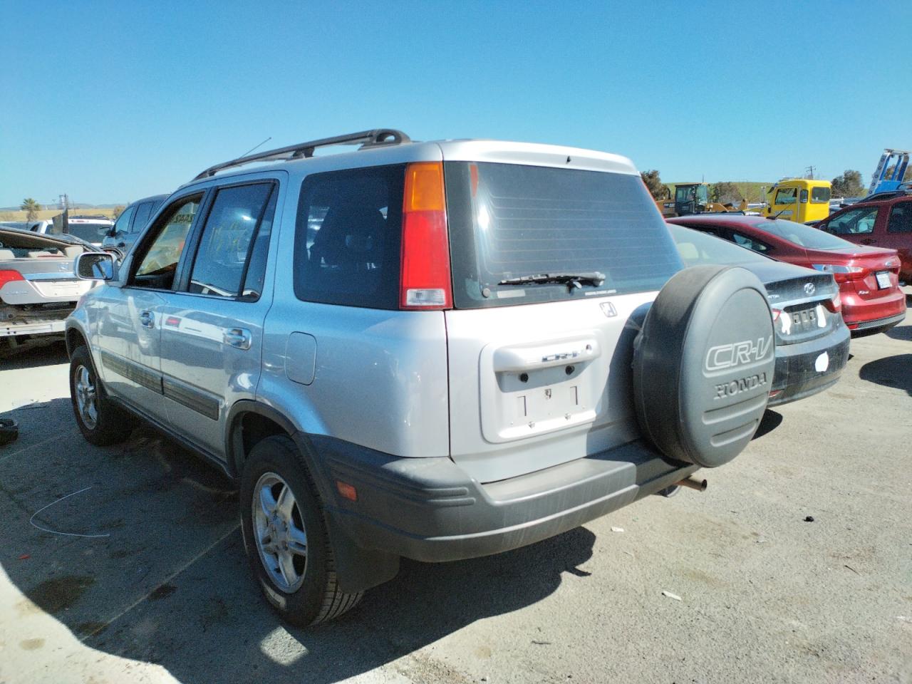Photo 3 from auction – 2000 HONDA CR-V EX with VIN JHLRD1863YC011257