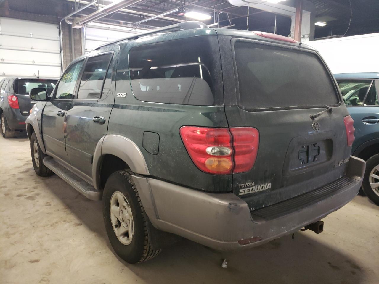 Photo 3 from auction – 2002 TOYOTA SEQUOIA SR with VIN 5TDBT44A52S077120