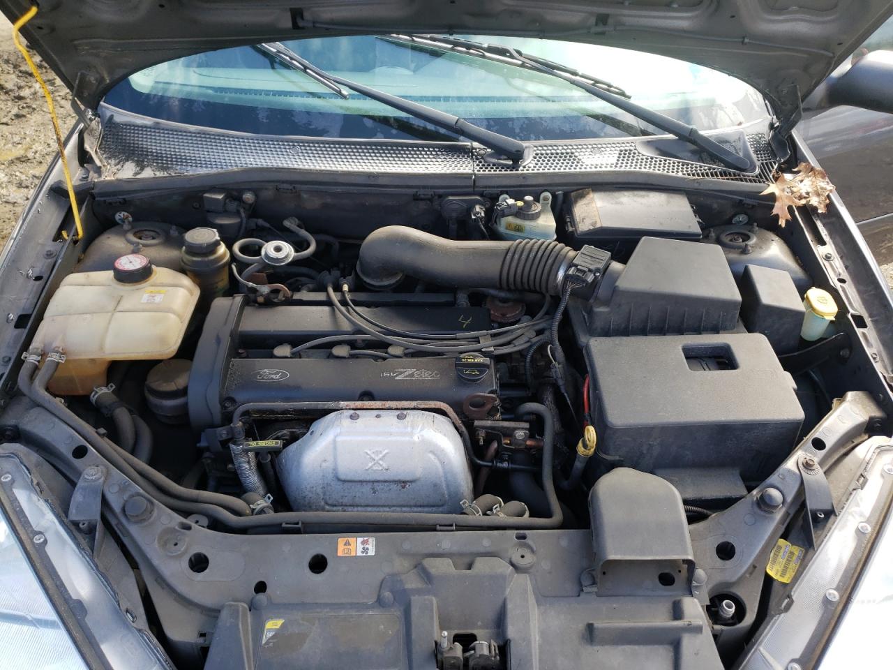 Photo 7 from auction – 2002 FORD FOCUS SE with VIN 1FAFP36322W295651