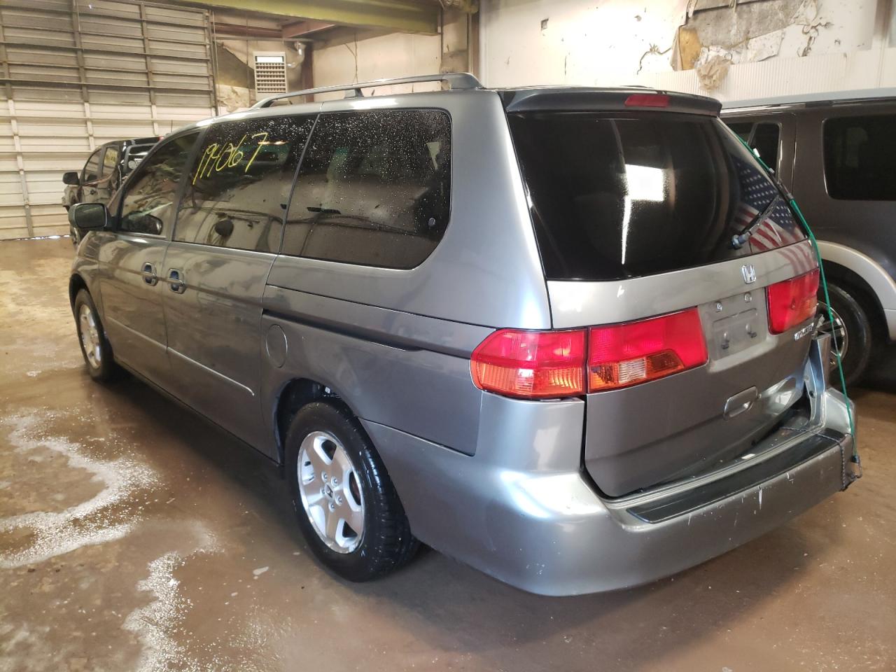 Photo 3 from auction – 2001 HONDA ODYSSEY EX with VIN 2HKRL18671H607241