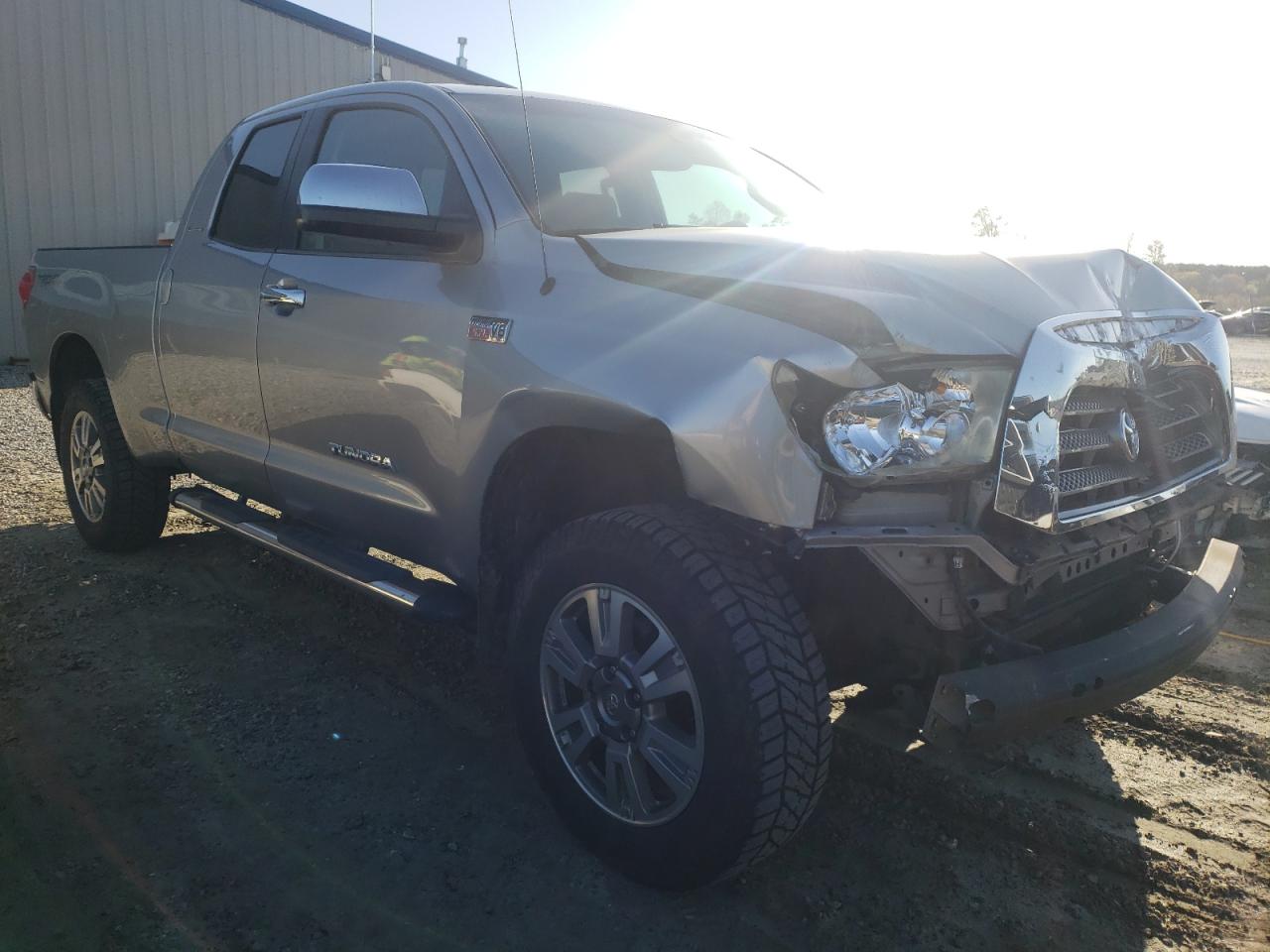 Photo 1 from auction – 2007 TOYOTA TUNDRA DOU with VIN 5TBBV581X7S488443