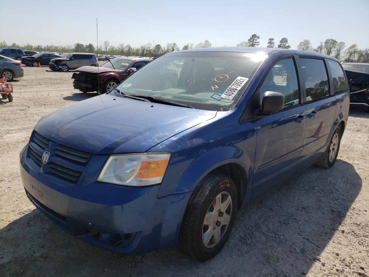 Photo 2 from auction – 2010 DODGE GRAND CARA with VIN 2D4RN4DE4AR327033