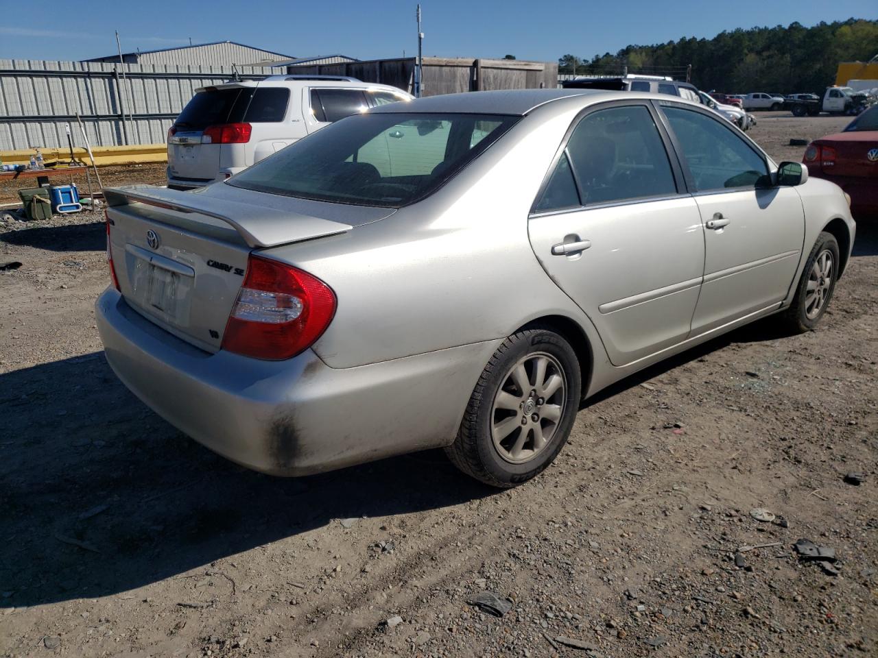 Photo 4 from auction – 2003 TOYOTA CAMRY LE with VIN 4T1BF32K93U563872