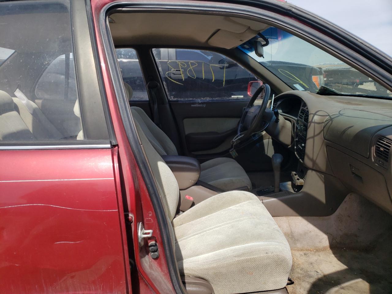 Photo 5 from auction – 1994 TOYOTA CAMRY LE with VIN 4T1SK12E1RU437525