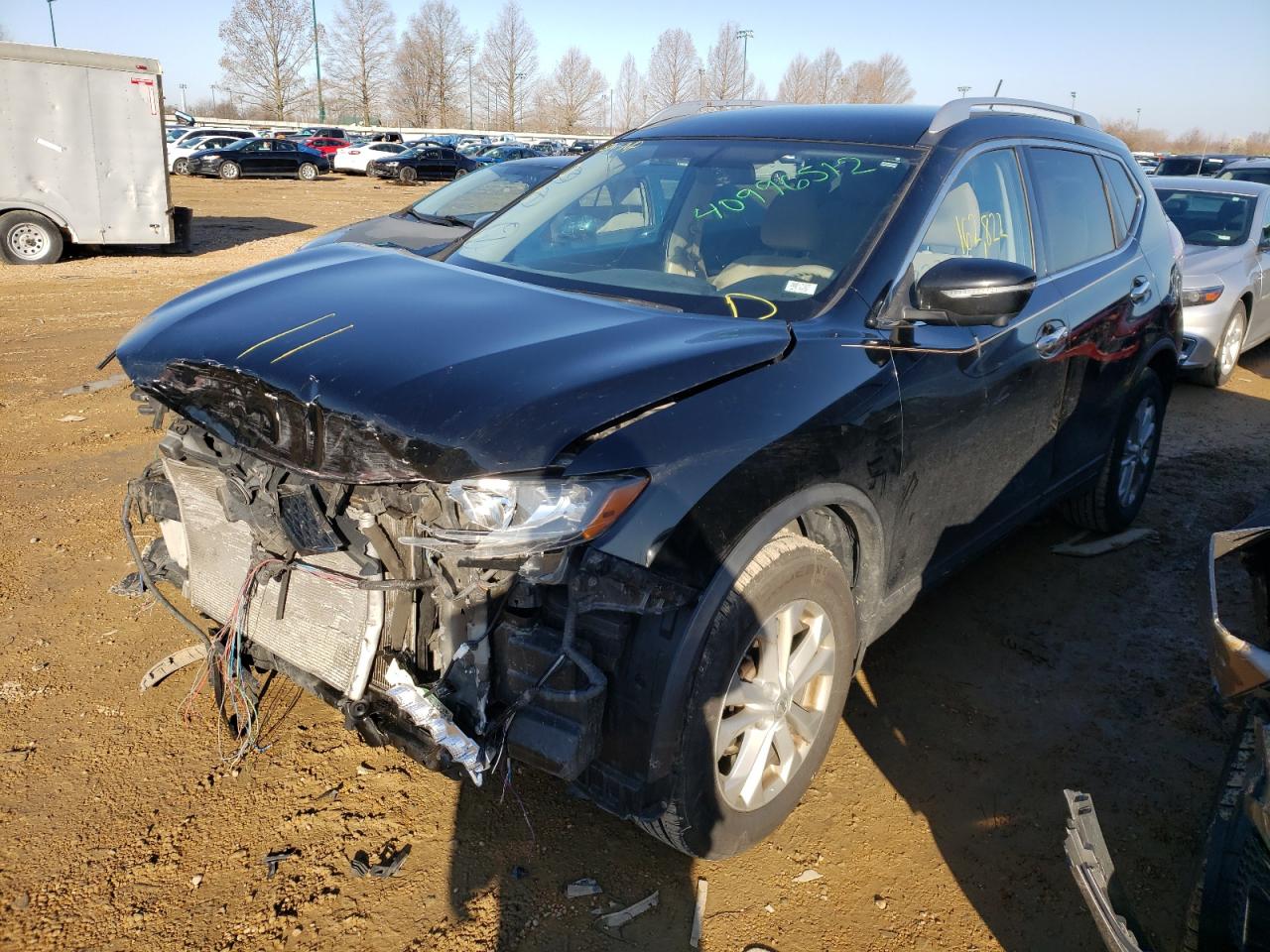 Photo 2 from auction – 2015 NISSAN ROGUE S with VIN KNMAT2MV9FP523904