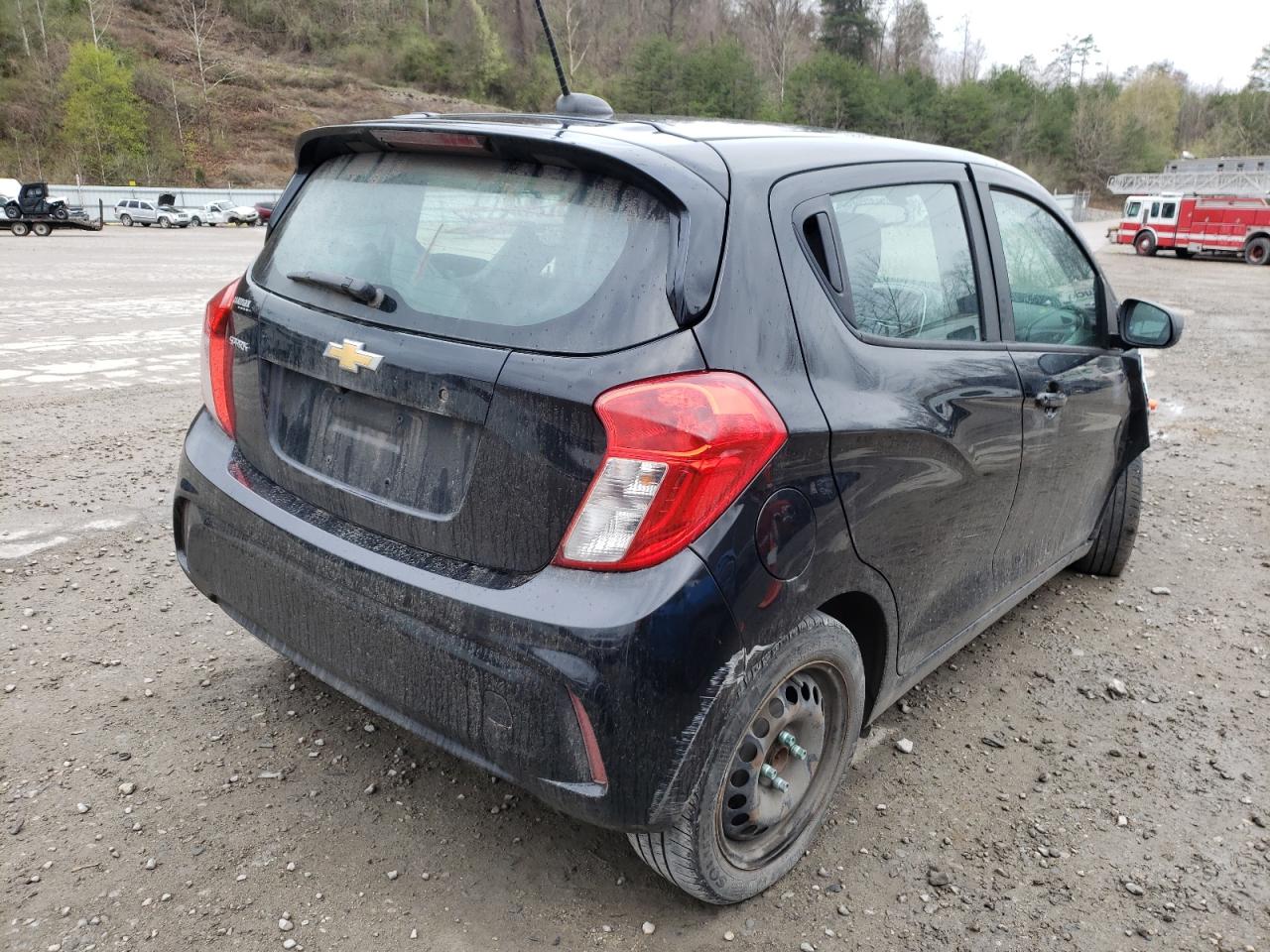 Photo 4 from auction – 2017 CHEVROLET SPARK LS with VIN KL8CA6SA6HC822730