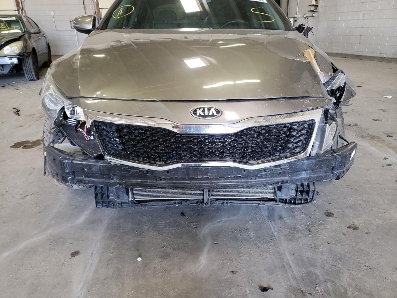 Photo 9 from auction – 2013 KIA OPTIMA with VIN 5XXGN4A74DG235444