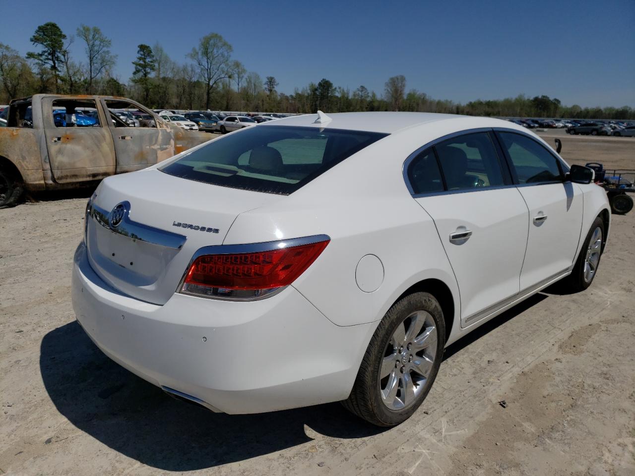 Photo 4 from auction – 2013 BUICK LACROSSE with VIN 1G4GC5E32DF286681