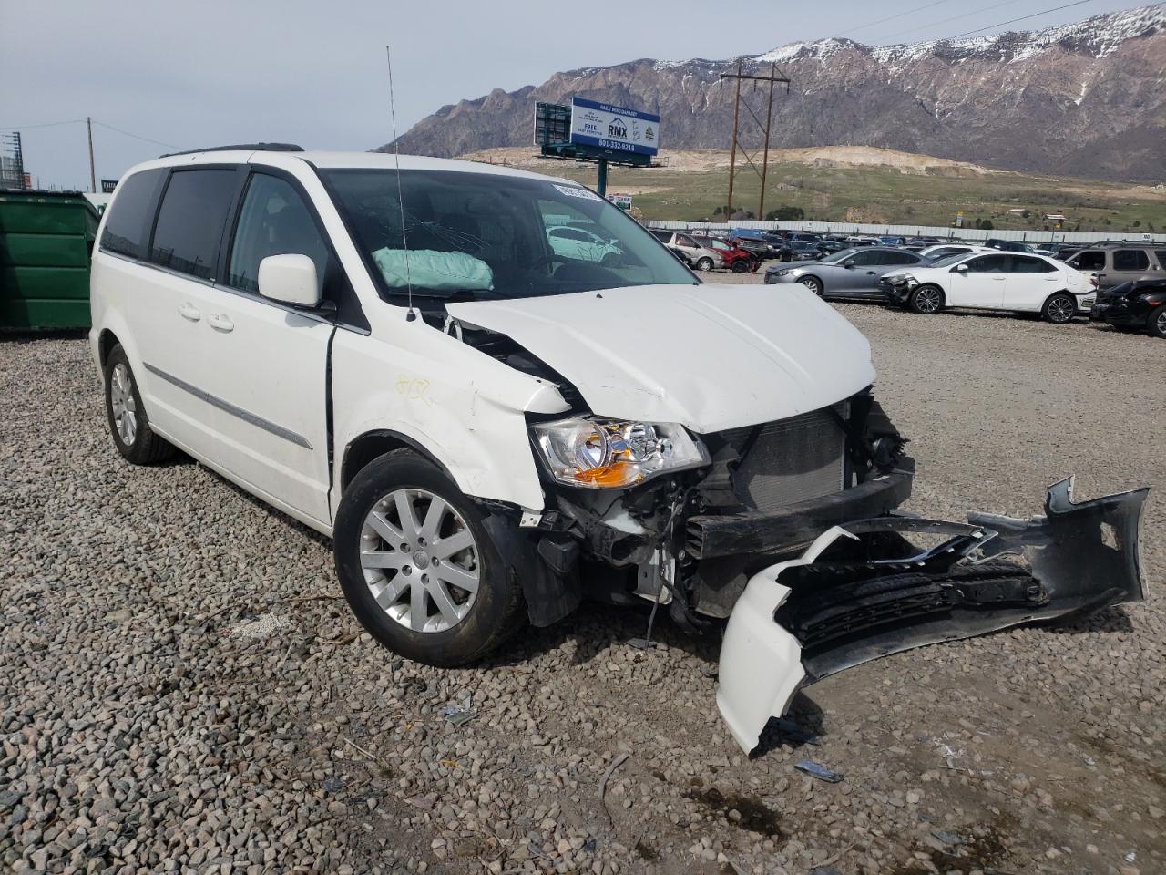 CHRYSLER TOWN & COU 2013 with VIN 2C4RC1BG9DR787427 - Photo from auction