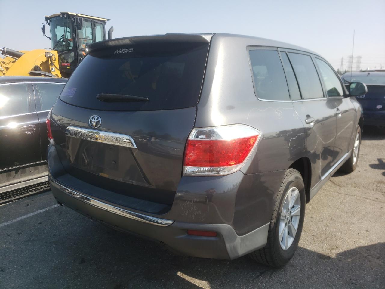 Foto 4 de la subasta – 2011 TOYOTA HIGHLANDER con VIN 5TDZA3EH7BS011422