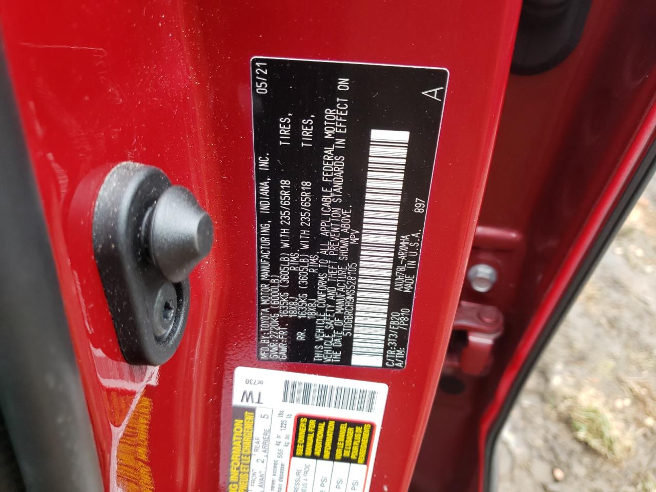 Photo 10 from auction – 2021 TOYOTA HIGHLANDER with VIN 5TDGBRCH9MS528105