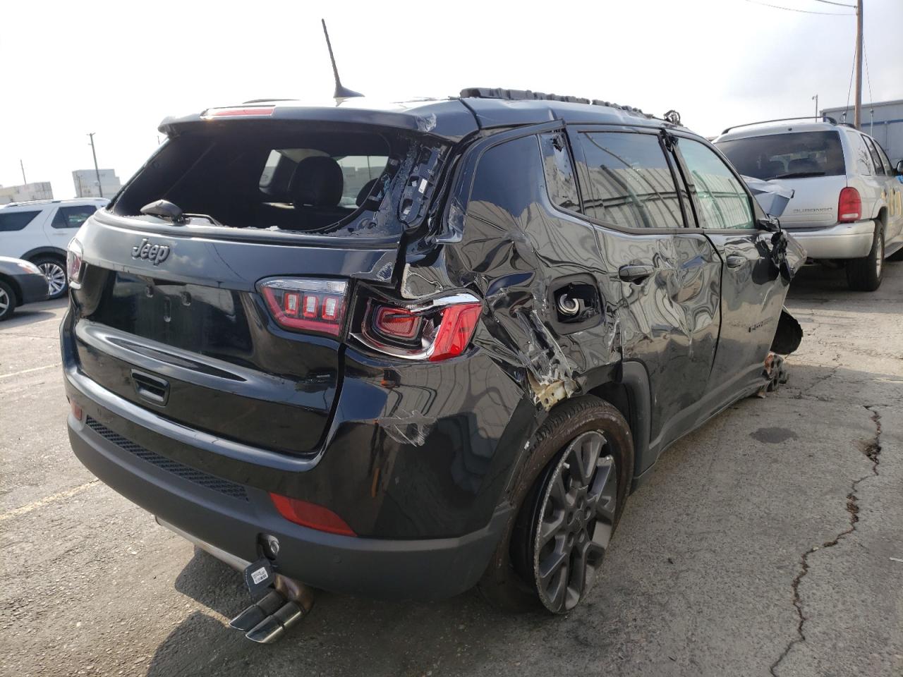 Foto 4 de la subasta – 2021 JEEP COMPASS 80 con VIN 3C4NJCEBXMT523100