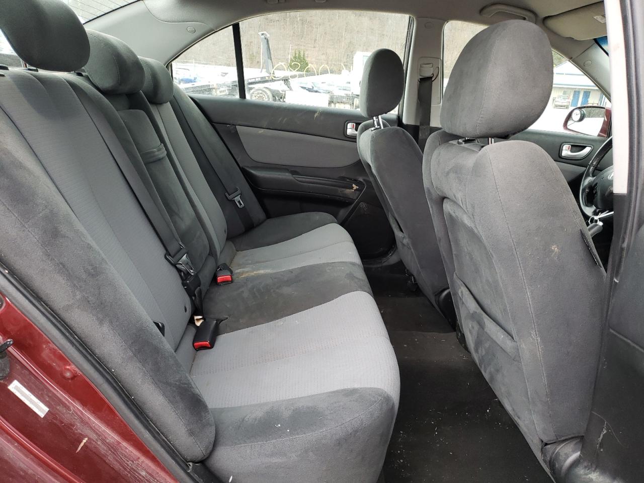 Photo 6 from auction – 2008 HYUNDAI SONATA SE with VIN 5NPEU46F18H378257