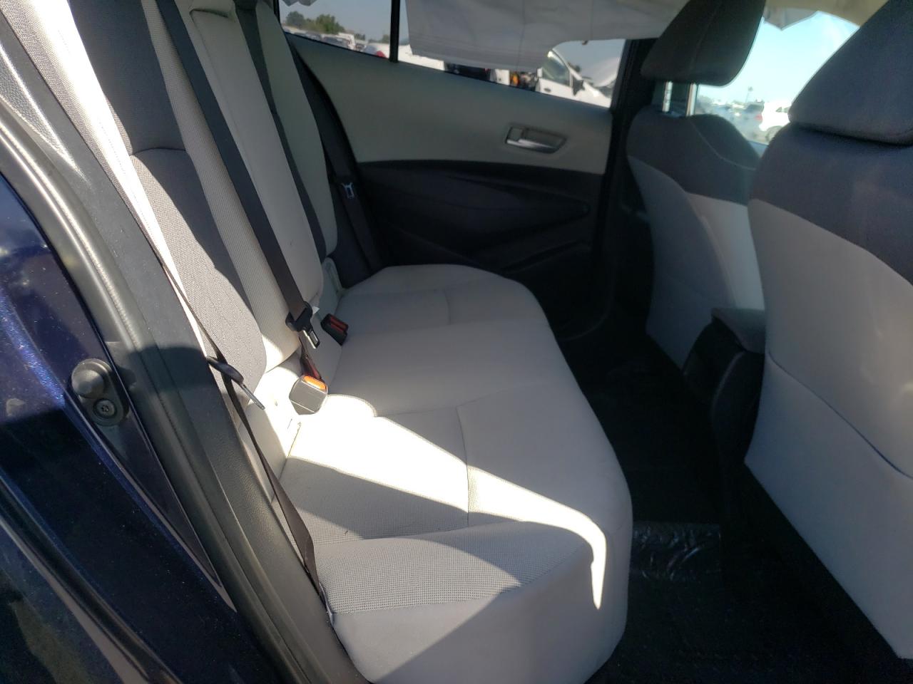 Photo 6 from auction – 2020 TOYOTA COROLLA LE with VIN 5YFEPRAE7LP057578