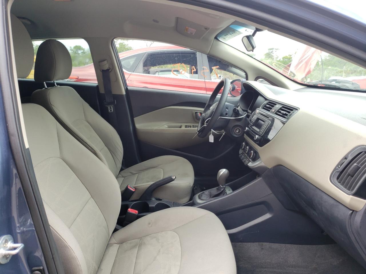 Photo 5 from auction – 2016 KIA RIO LX with VIN KNADM5A33G6651655
