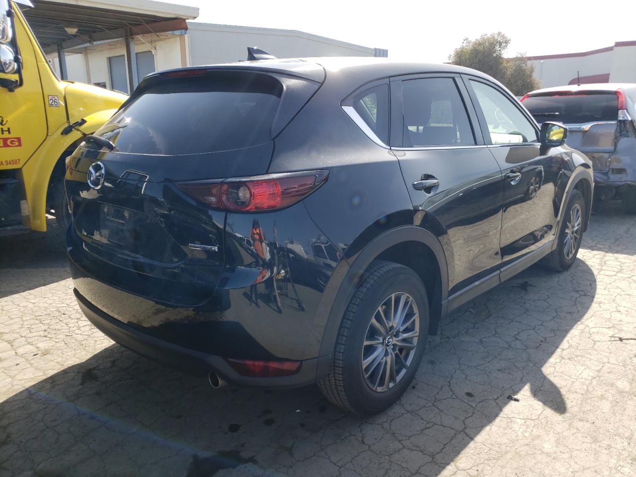 Photo 4 from auction – 2021 MAZDA CX-5 TOURI with VIN JM3KFACM6M0335904