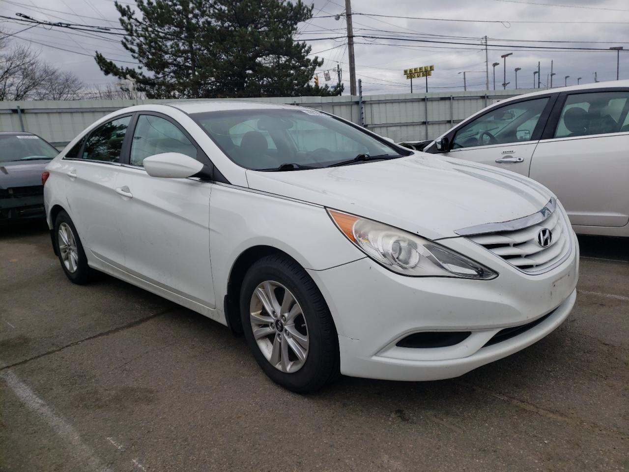HYUNDAI SONATA GLS 2011 with VIN 5NPEB4AC6BH087974 - Photo from auction
