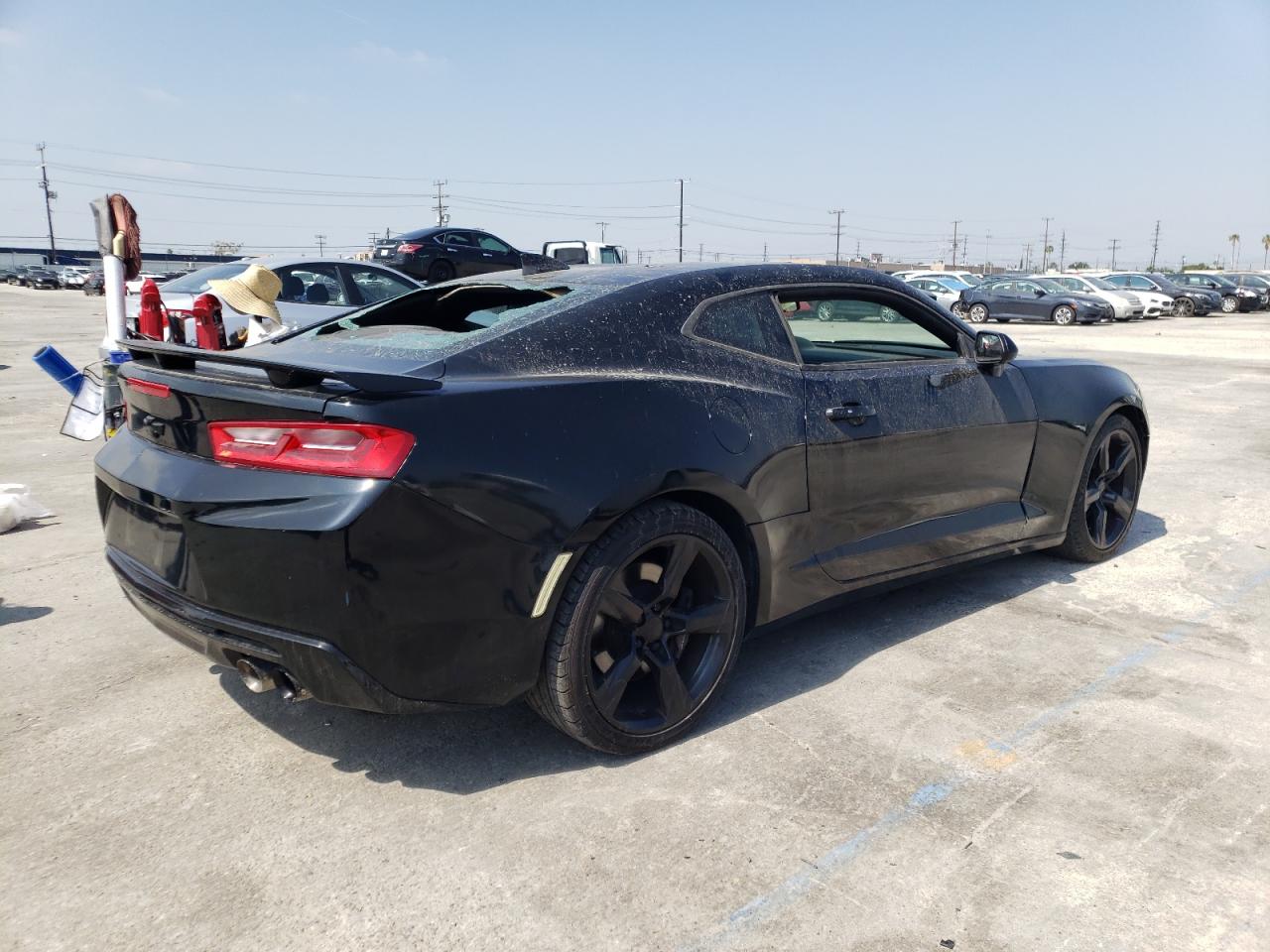 Photo 4 from auction – 2017 CHEVROLET CAMARO SS with VIN 1G1FF1R72H0163770