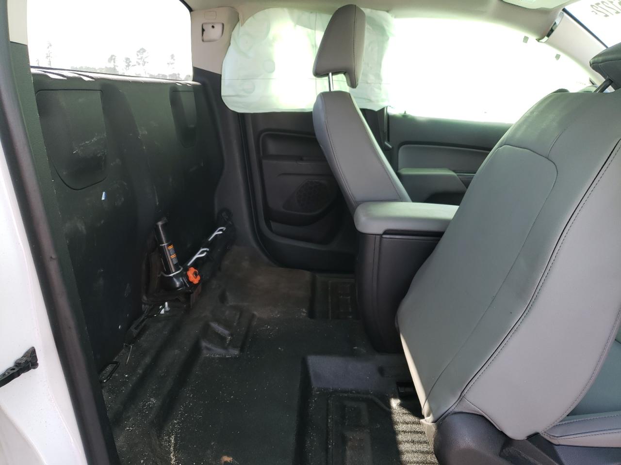 Photo 6 from auction – 2015 GMC CANYON with VIN 1GTH51EAXF1212130