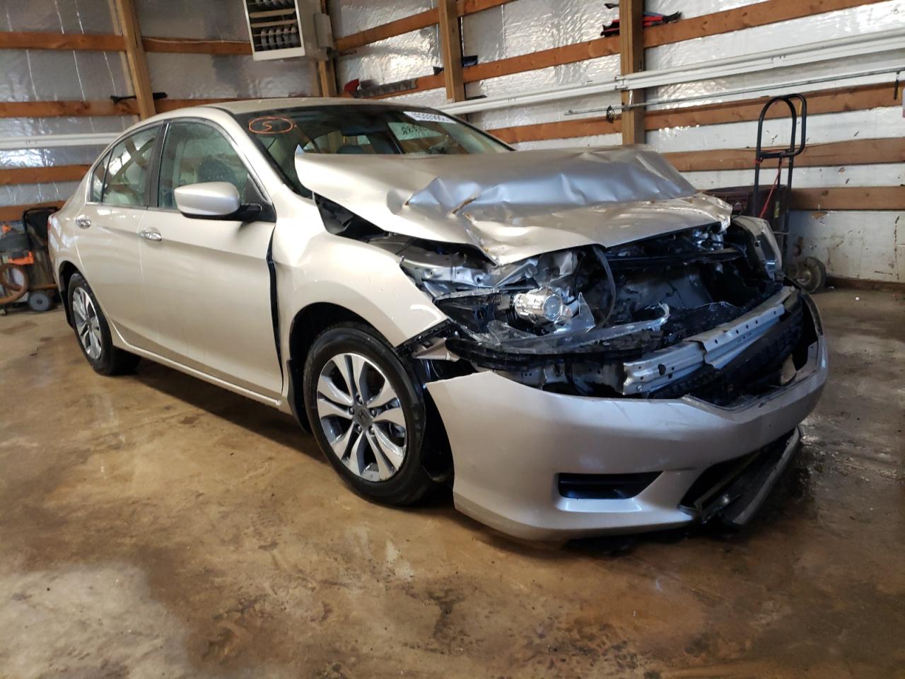 HONDA ACCORD LX 2015 with VIN 1HGCR2F35FA185327 - Photo from auction