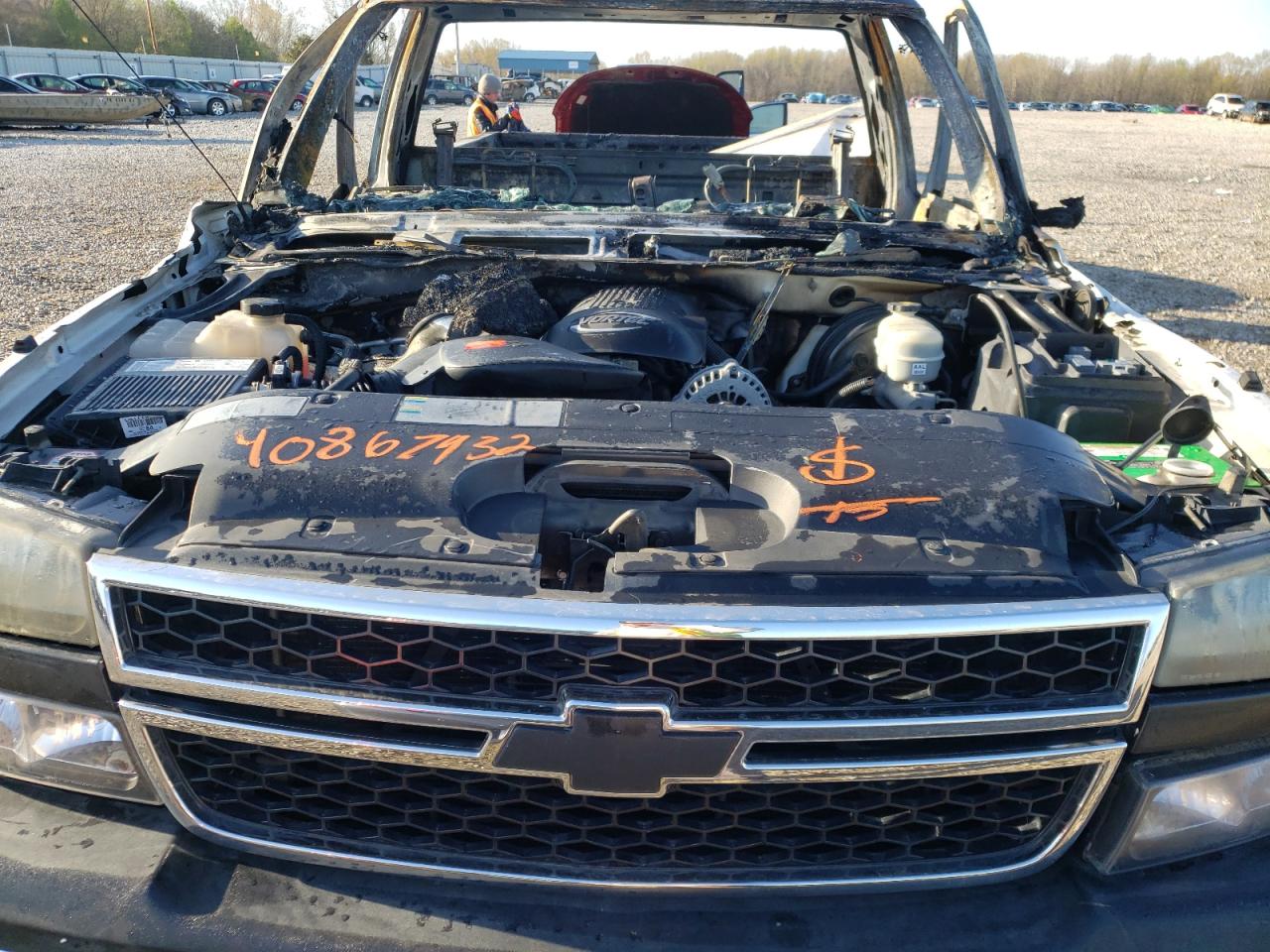 Photo 7 from auction – 2006 CHEVROLET SILVERADO with VIN 1GCEK14T96Z102637