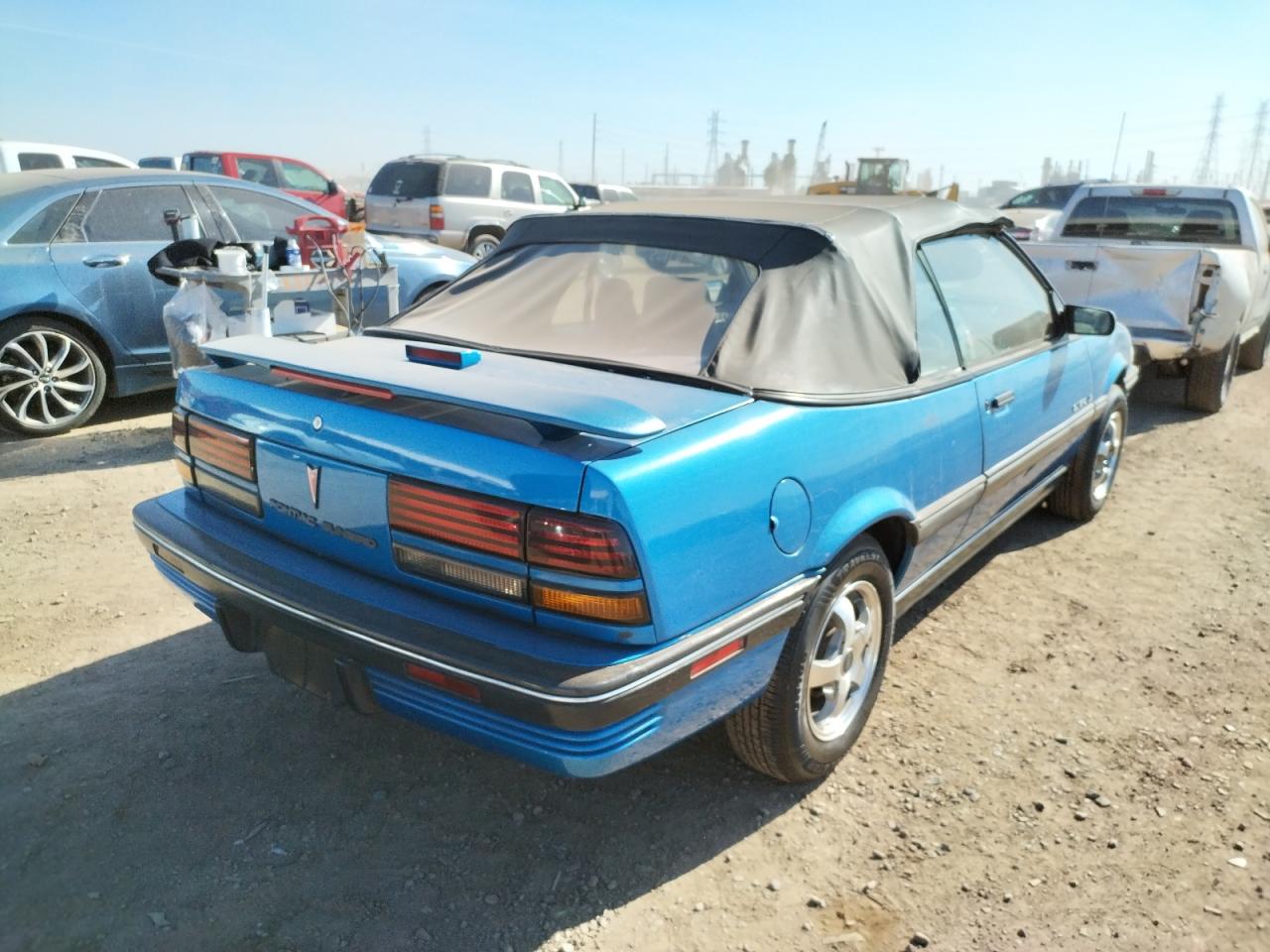 Photo 4 from auction – 1991 PONTIAC SUNBIRD LE with VIN 1G2JB34K6M7586829