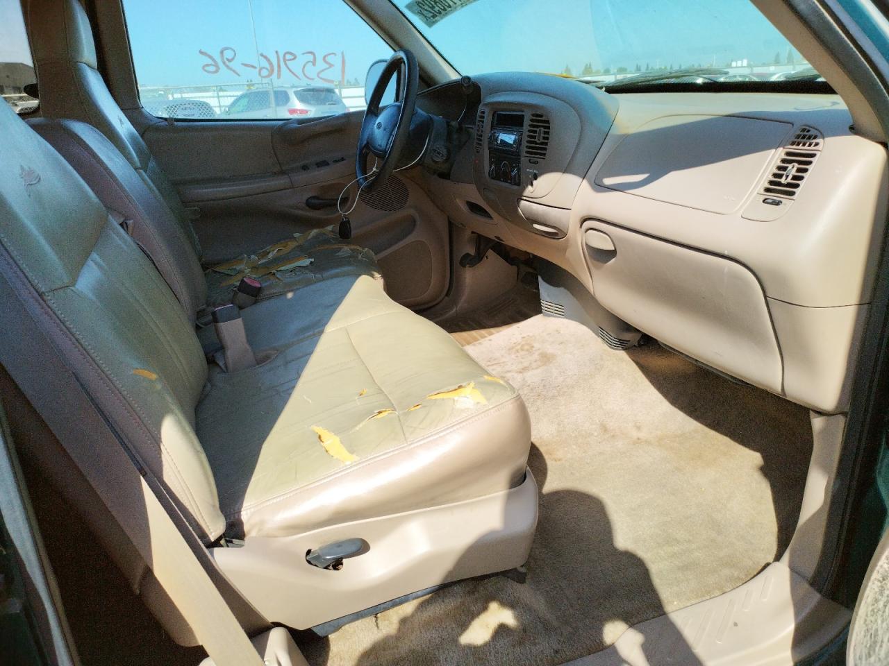 Photo 5 from auction – 1997 FORD F150 with VIN 1FTEX17L7VNB09475