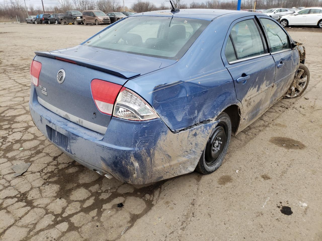 Photo 4 from auction – 2010 MERCURY MILAN PREM with VIN 3MEHM0JA3AR625118