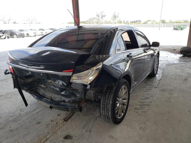 Photo 4 from auction – 2012 CHRYSLER 200 LX with VIN 1C3CCBAB8CN117675