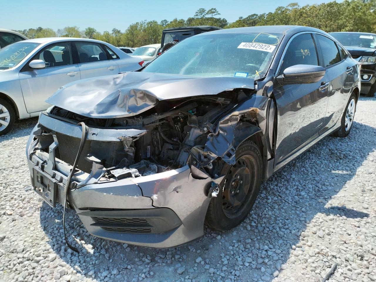Photo 2 from auction – 2017 HONDA CIVIC LX with VIN 19XFC2E50HE033066
