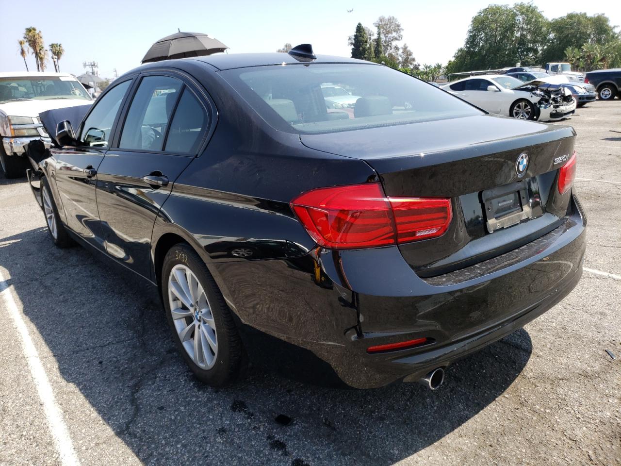 Photo 3 from auction – 2018 BMW 320 I with VIN WBA8E1G54JNU92996