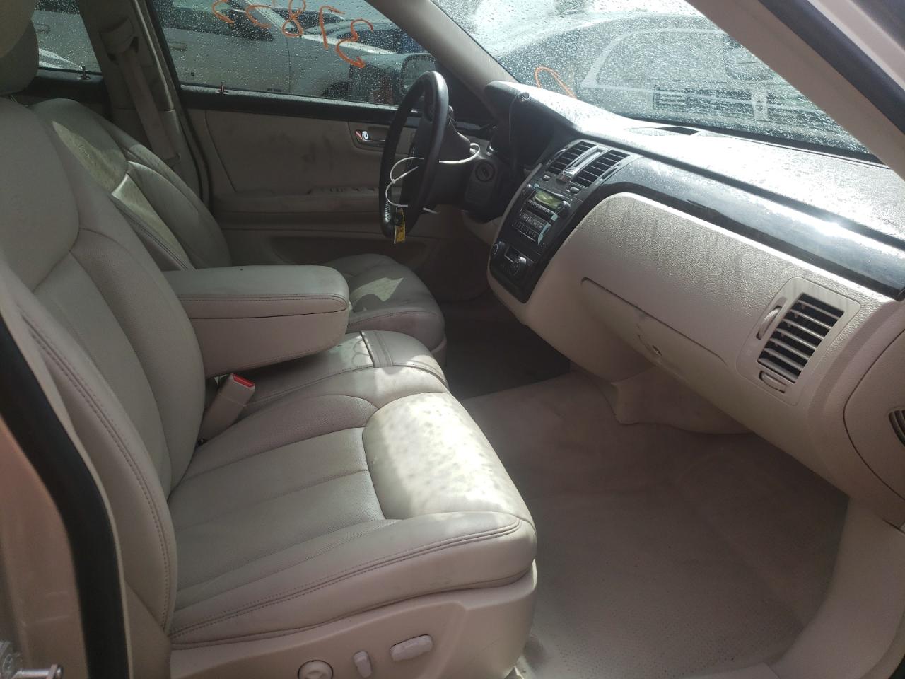 Photo 5 from auction – 2008 CADILLAC DTS with VIN 1G6KD57Y18U171997