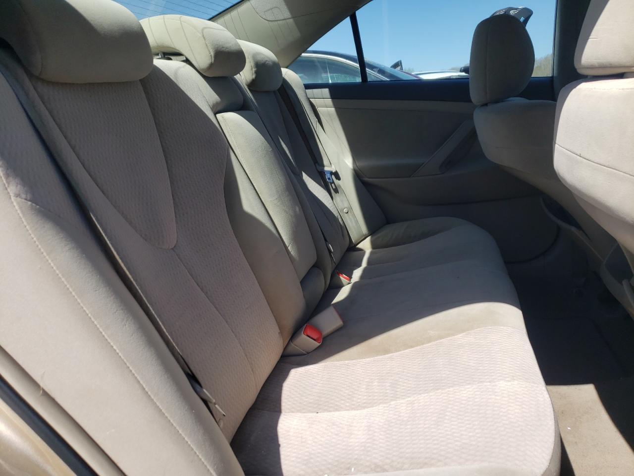Photo 6 from auction – 2011 TOYOTA CAMRY BASE with VIN 4T1BF3EK7BU608303