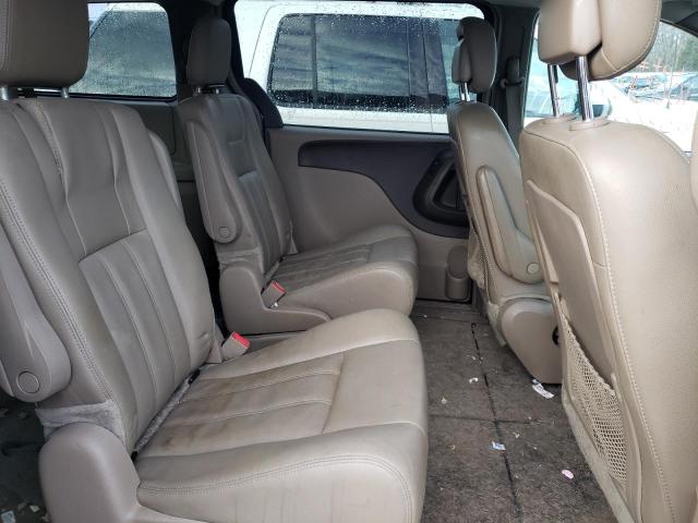 Photo 6 from auction – 2016 CHRYSLER TOWN & COU with VIN 2C4RC1BG9GR186703
