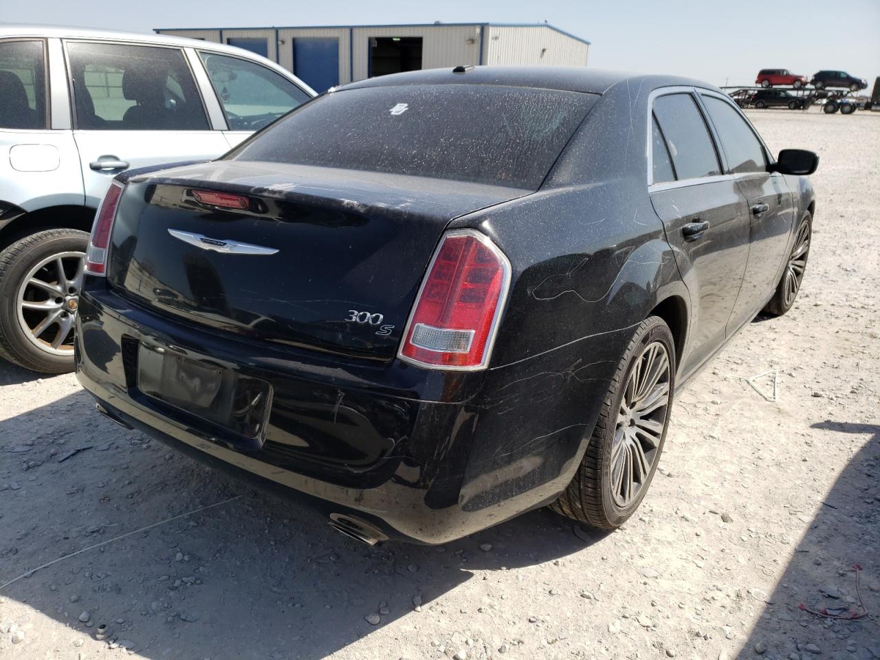 Photo 4 from auction – 2014 CHRYSLER 300 S with VIN 2C3CCABG3EH136232