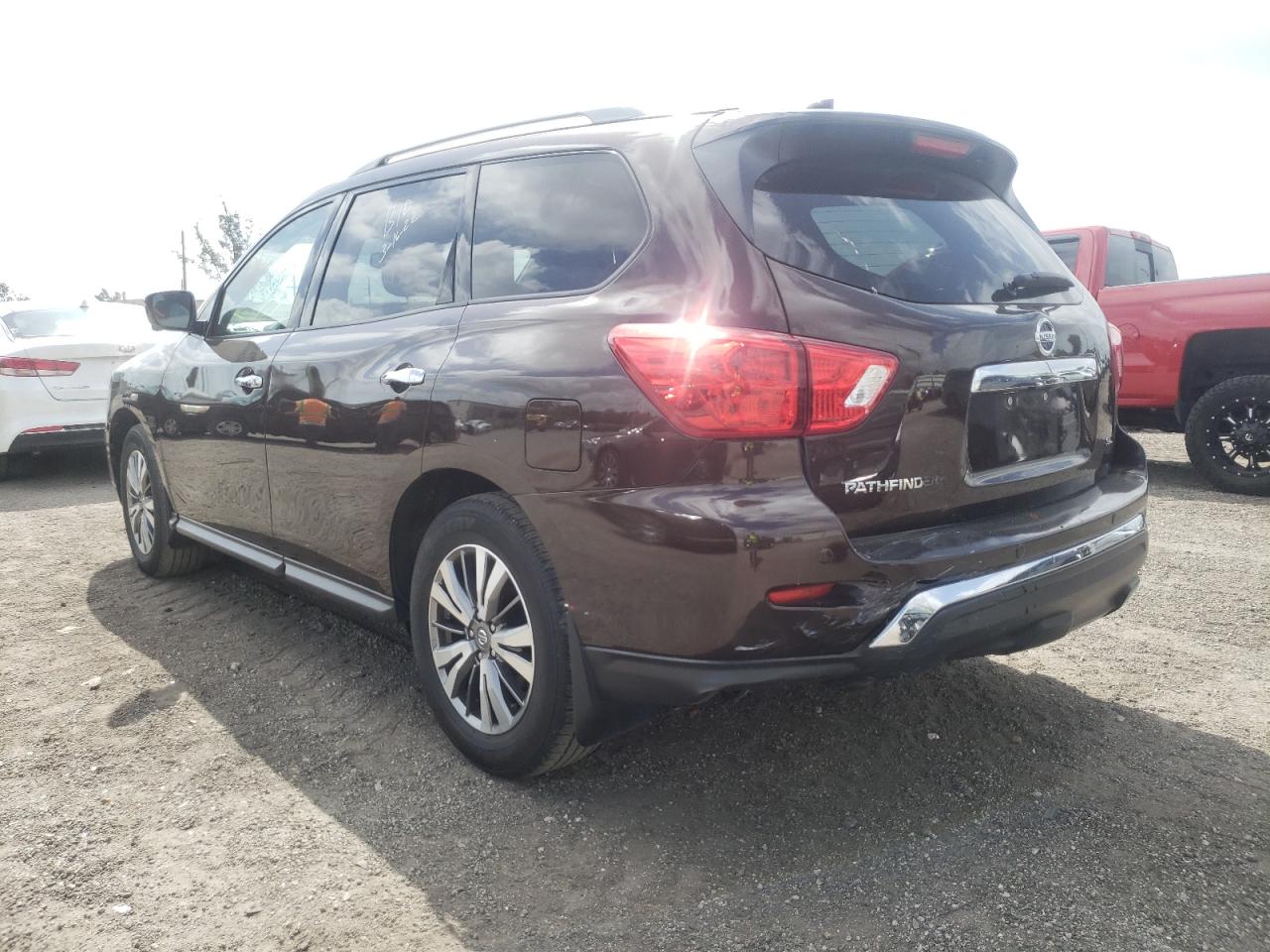 Photo 3 from auction – 2020 NISSAN PATHFINDER with VIN 5N1DR2CN4LC600285