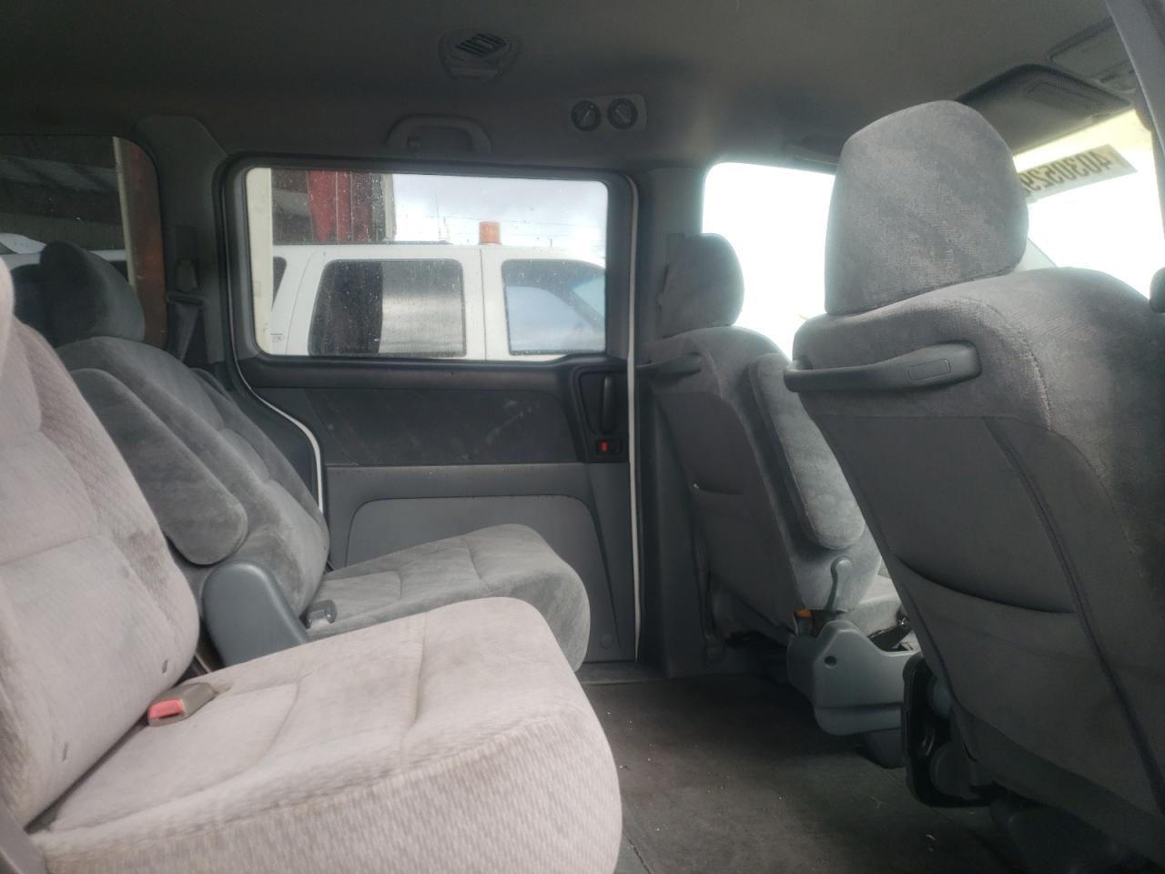 Photo 6 from auction – 2002 HONDA ODYSSEY EX with VIN 5FNRL18692B012424