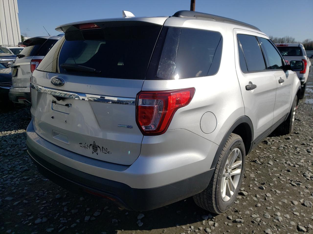 Photo 4 from auction – 2017 FORD EXPLORER with VIN 1FM5K8BH1HGA06793
