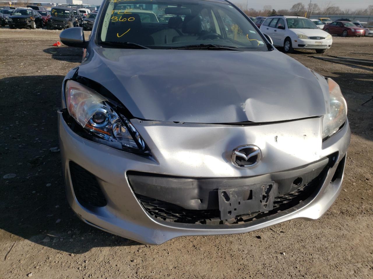Photo 9 from auction – 2013 MAZDA 3 I with VIN JM1BL1UP0D1832550